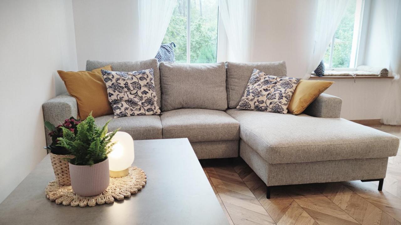 B&D Apartament Chelmiec Apartment Walbrzych Ngoại thất bức ảnh