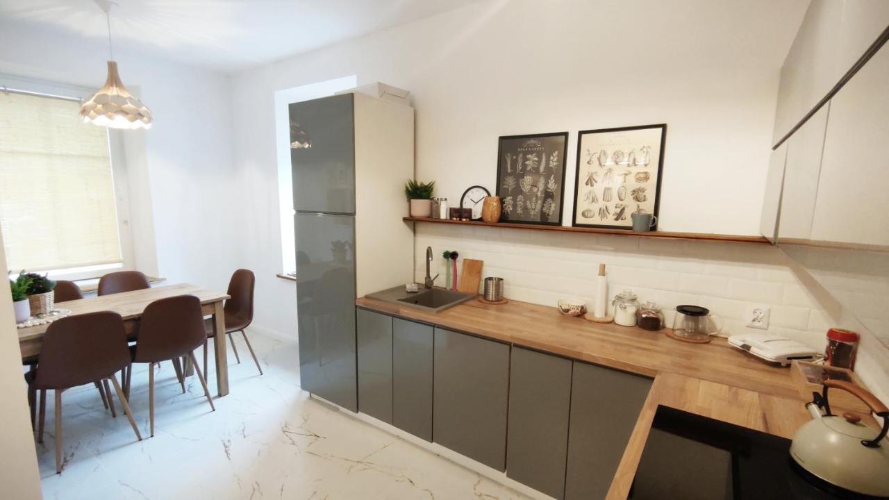 B&D Apartament Chelmiec Apartment Walbrzych Ngoại thất bức ảnh