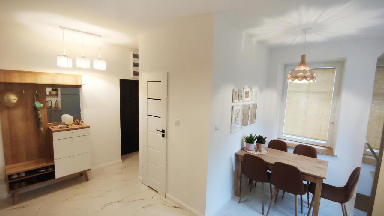 B&D Apartament Chelmiec Apartment Walbrzych Ngoại thất bức ảnh